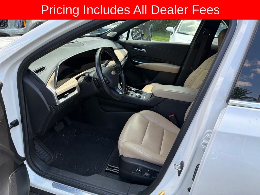 Used 2024 CADILLAC XT4 Premium Luxury SUV