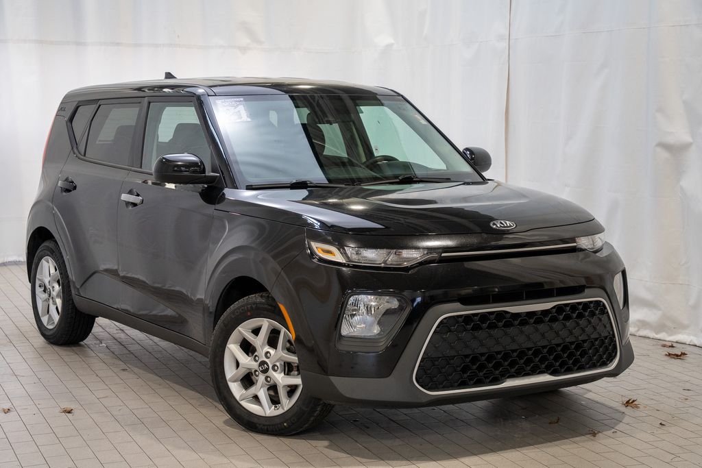 2021 Kia Soul S's photo
