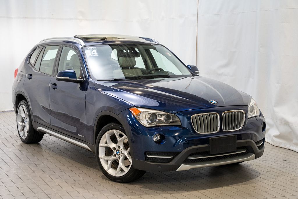 2014 BMW X1 28i's photo