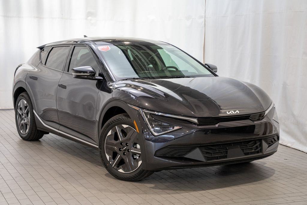New 2025 Kia EV6 Light SUV