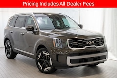 2023 Kia Telluride S SUV