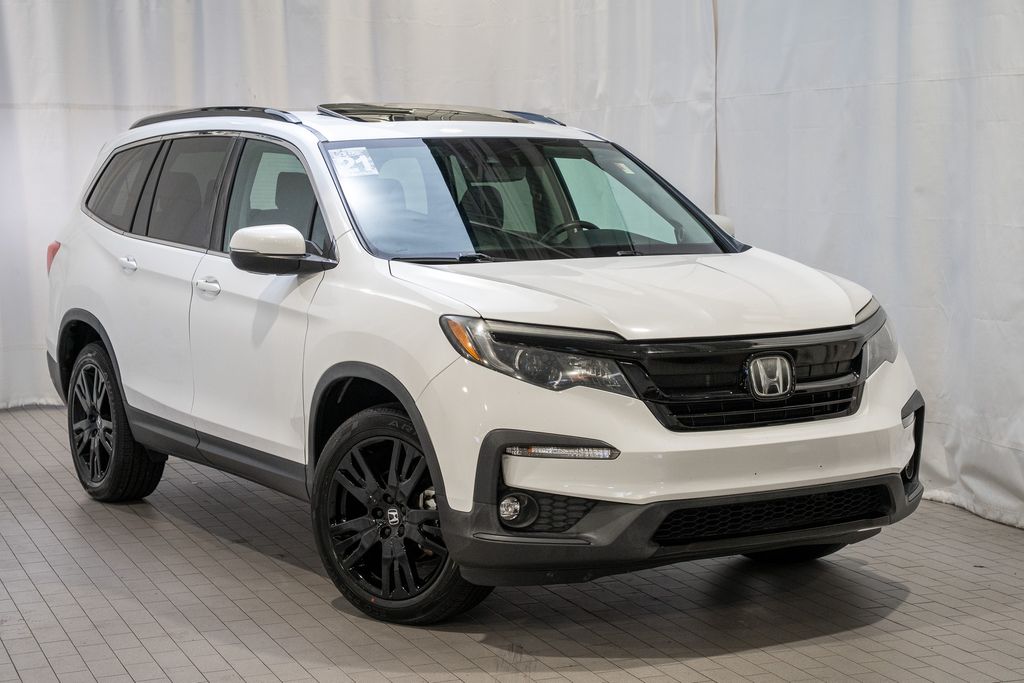 2021 Honda Pilot SE's photo