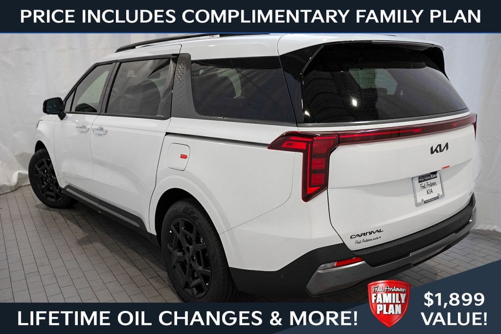 New 2026 Kia Carnival Hybrid SX Van Passenger Van