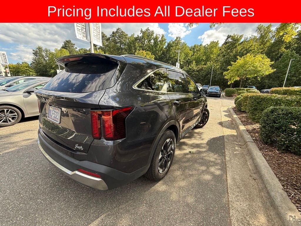 Used 2025 Kia Sorento S SUV