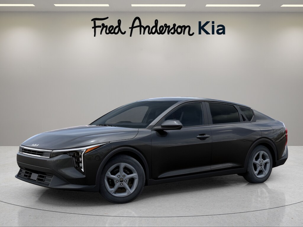 2025 Kia K4 LXS photo 3