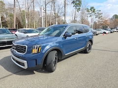 2024 Kia Telluride S SUV