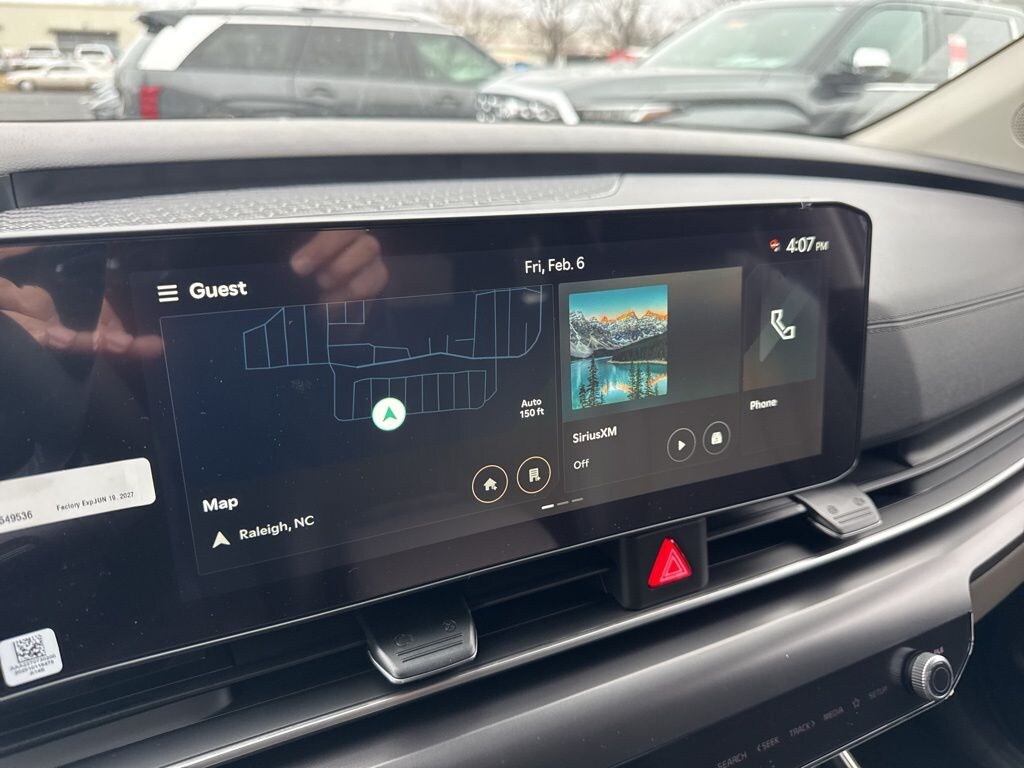 New 2026 Kia Carnival LXS Van Passenger Van