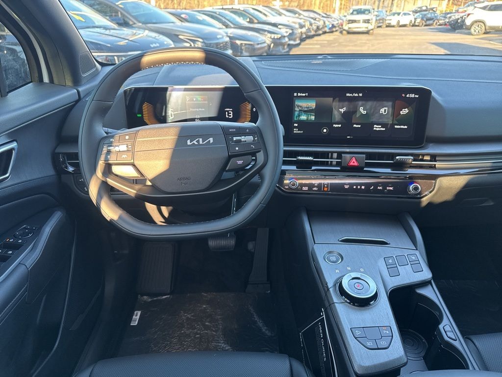 New 2026 Kia Sportage Hybrid X-Line SUV