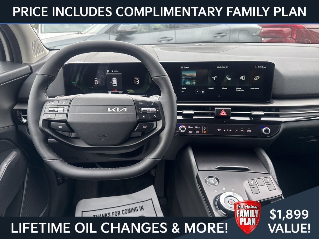 New 2026 Kia Sportage Hybrid S SUV