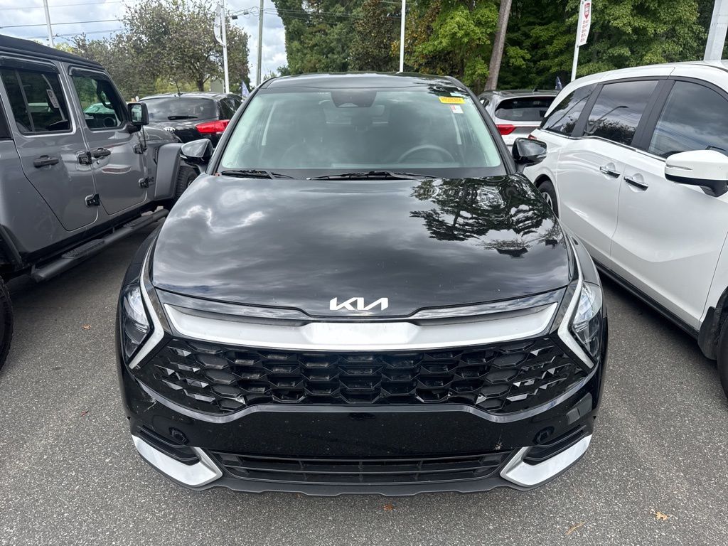 2023 Kia Sportage EX photo 3