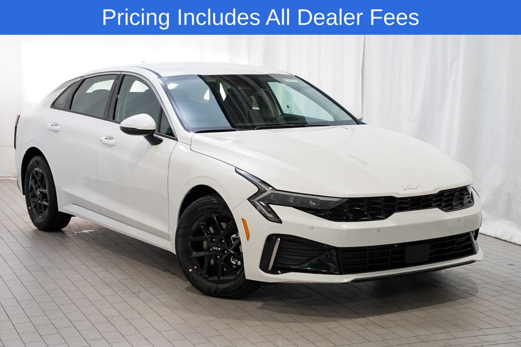 2026 Kia Optima LXS FWD's photo