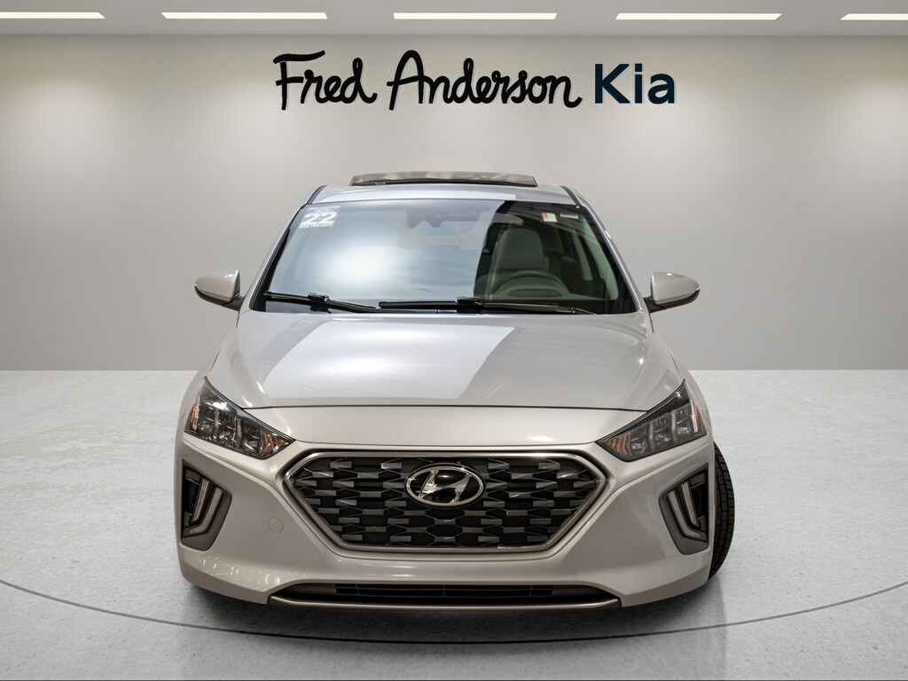 2022 Hyundai Ioniq SEL photo 3