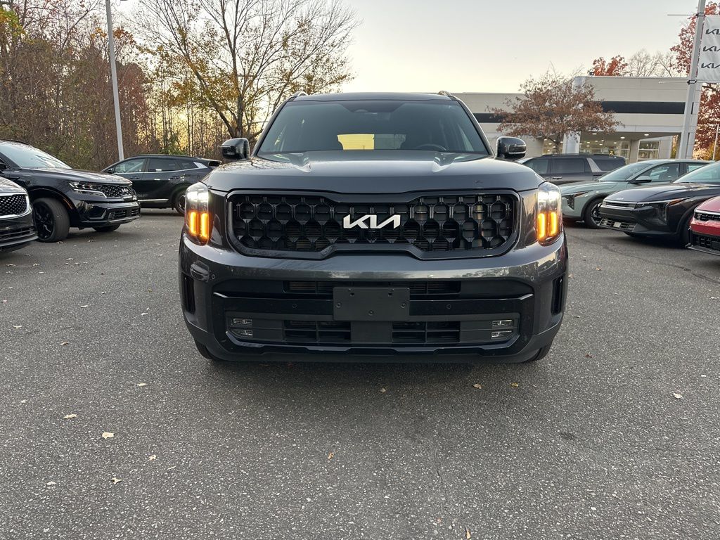 2024 Kia Telluride X-Line photo 3