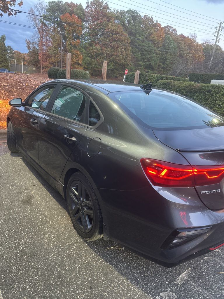 2021 Kia Forte GT-Line photo 2