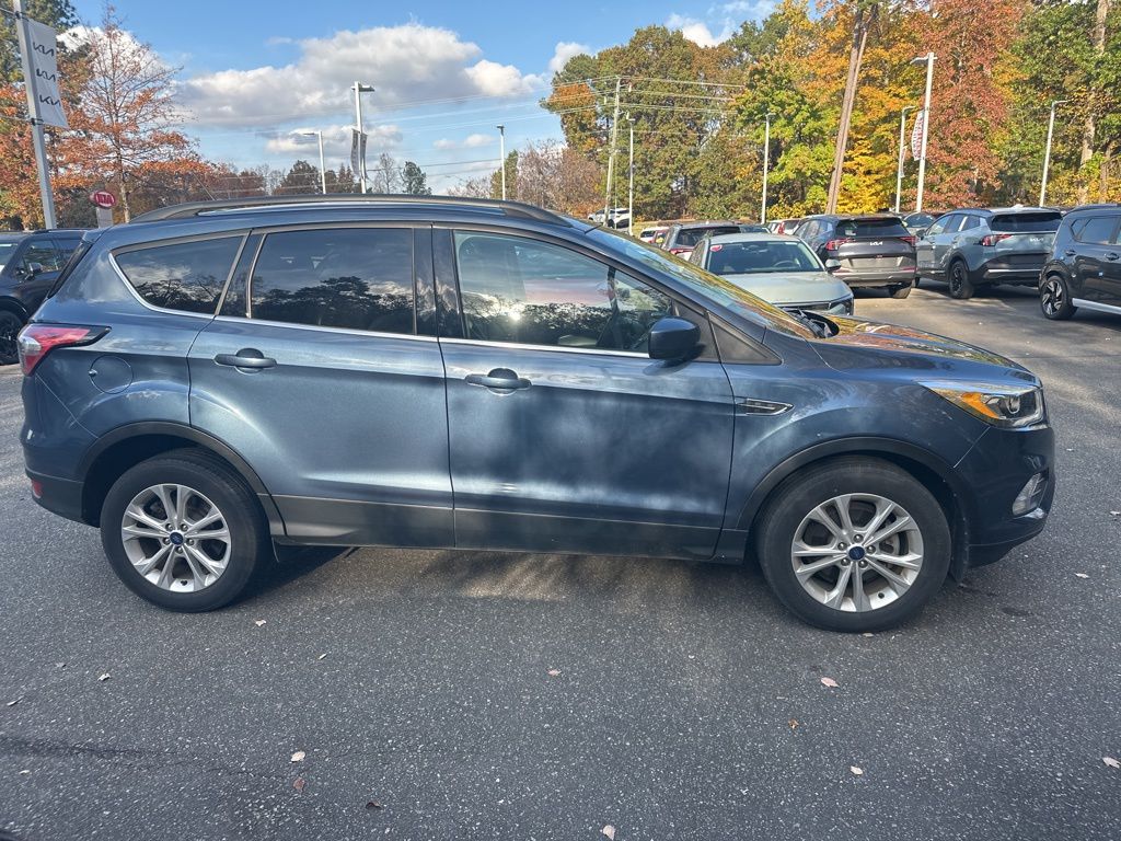 2018 Ford Escape SEL photo 3