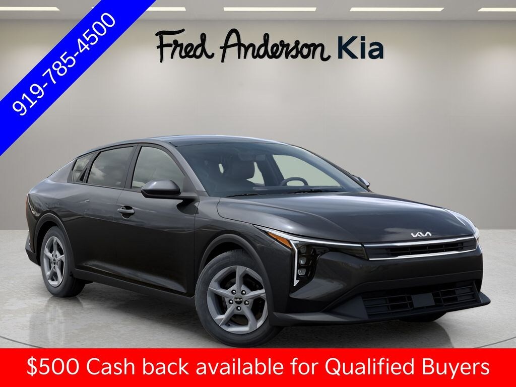 New 2025 Kia K4 LXS Sedan