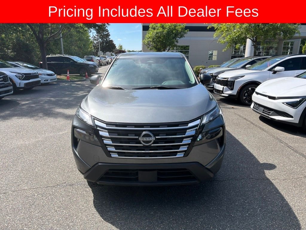 Used 2024 Nissan Rogue S SUV