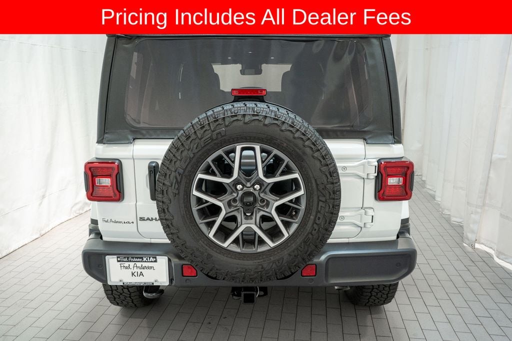 Used 2025 Jeep Wrangler Sahara SUV