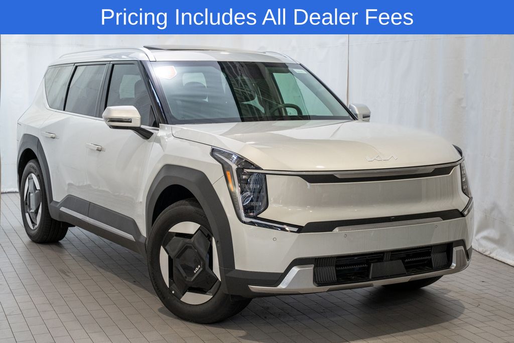 2026 Kia EV9 Wind AWD's photo