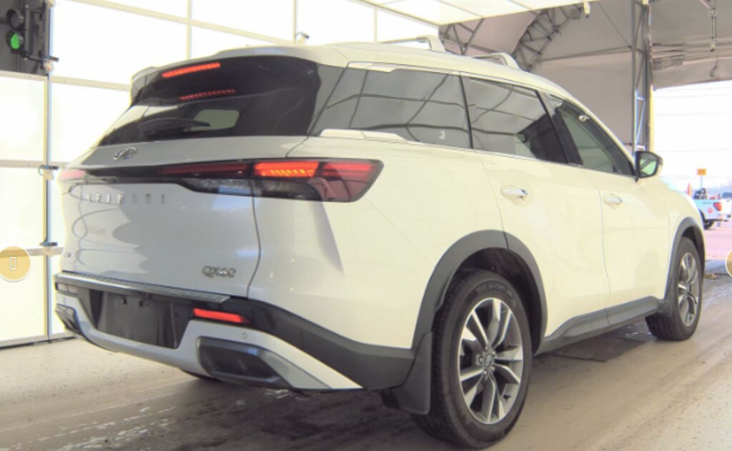 Used 2022 INFINITI QX60 Luxe SUV