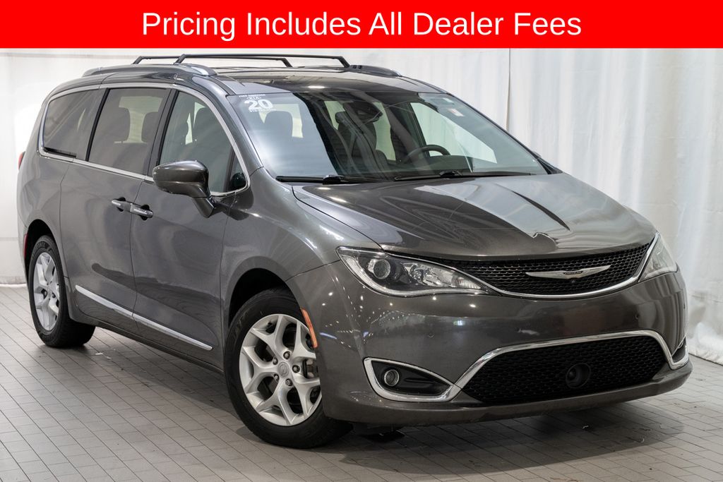 2020 Chrysler Pacifica Touring L 35th Anniversary's photo
