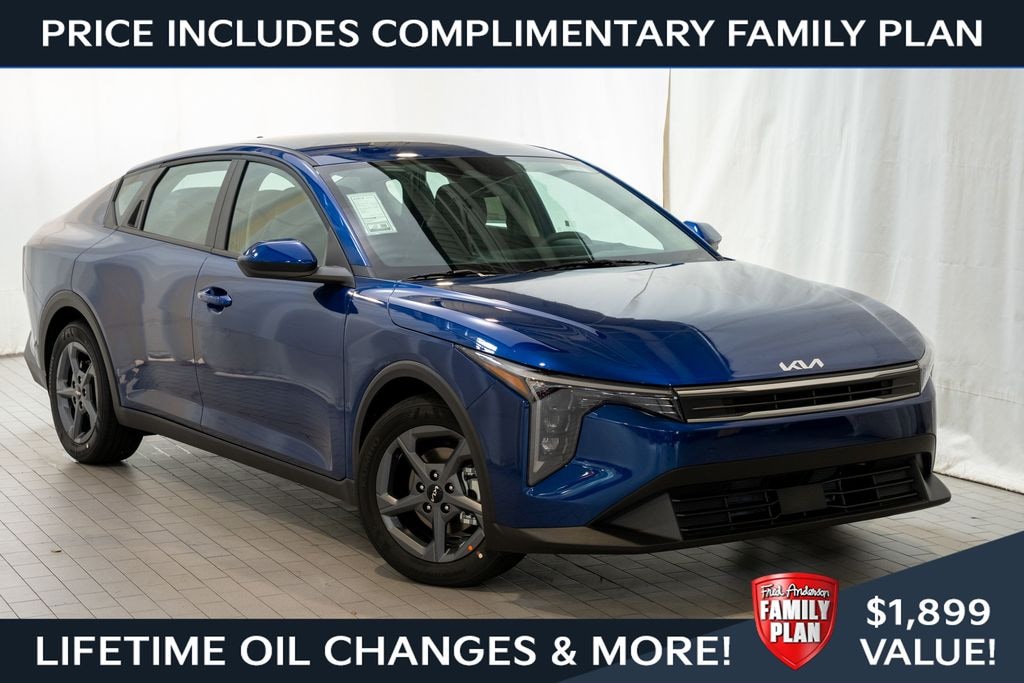 New 2026 Kia K4 LXS Sedan