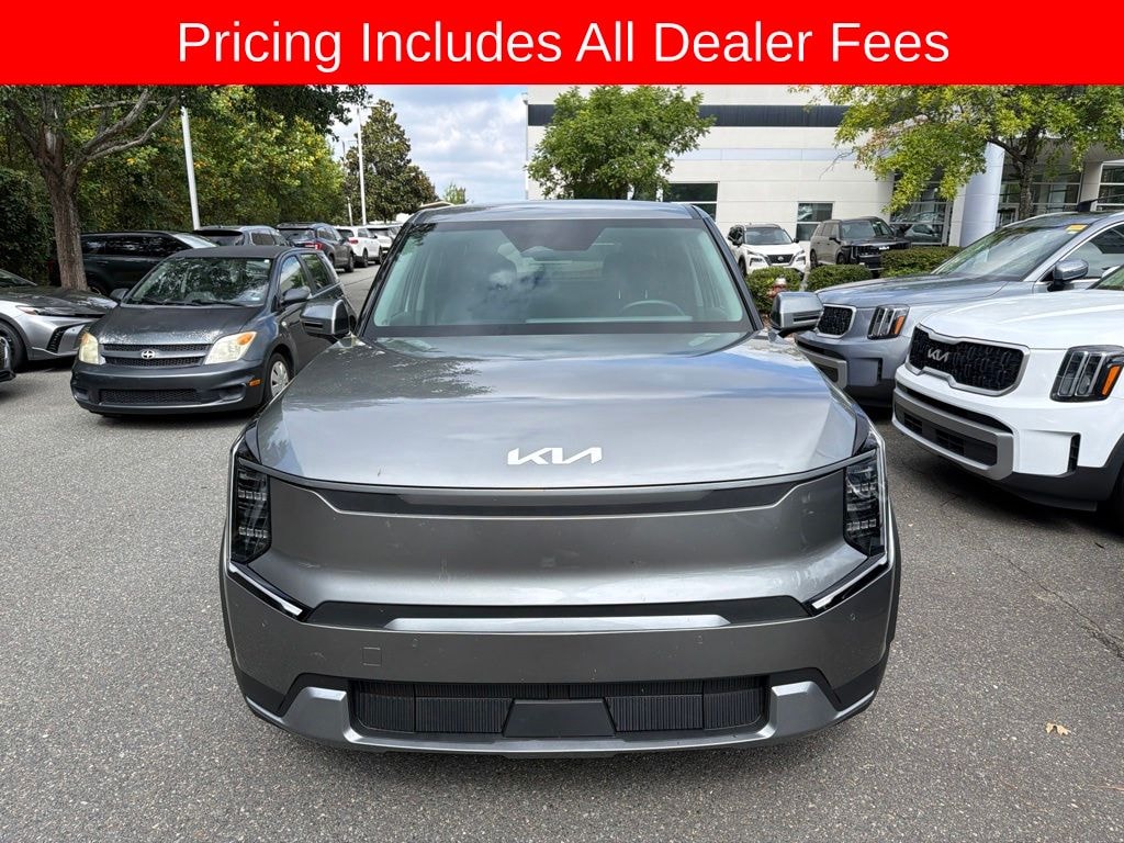 Used 2024 Kia EV9 Light Long Range SUV