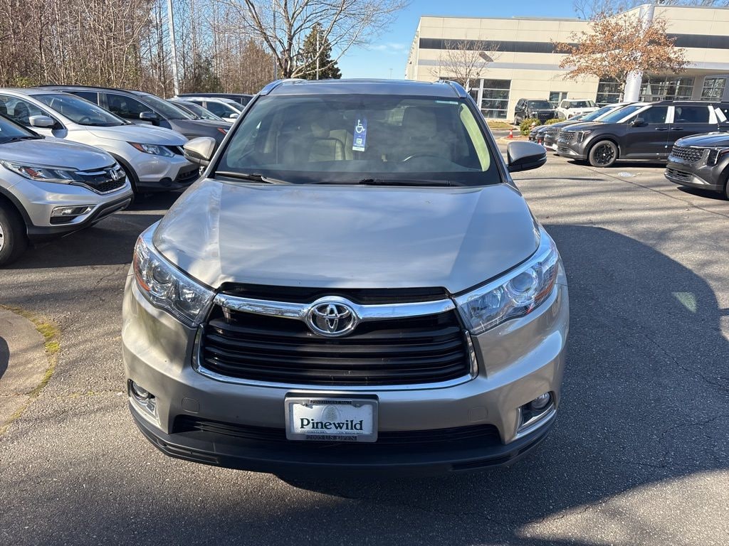 Used 2015 Toyota Highlander Limited SUV
