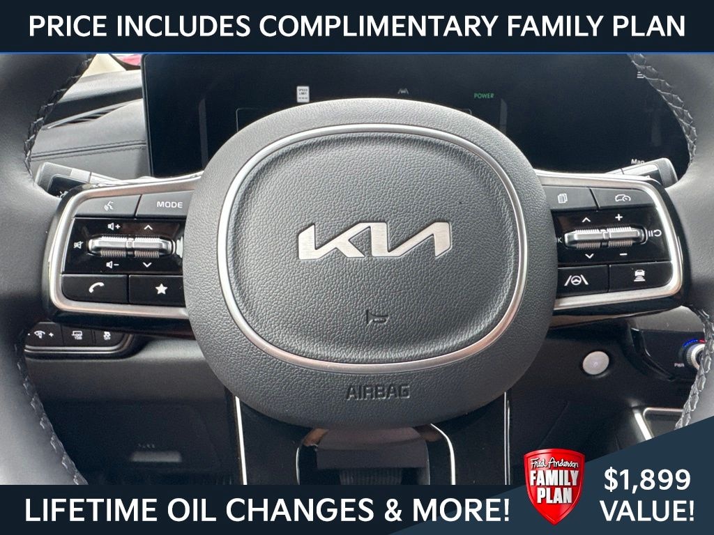 New 2026 Kia Carnival Hybrid SX Van Passenger Van