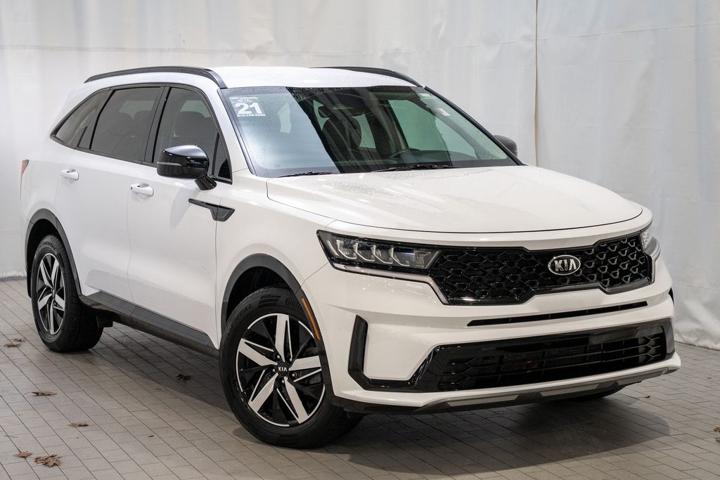 2021 Kia Sorento S's photo