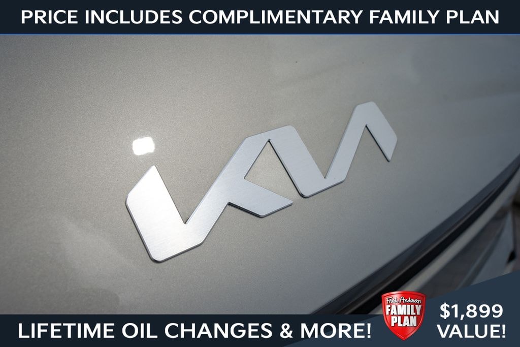 New 2026 Kia EV9 Wind SUV