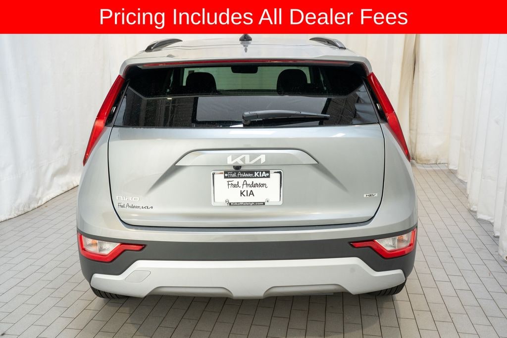 Used 2023 Kia Niro LX SUV