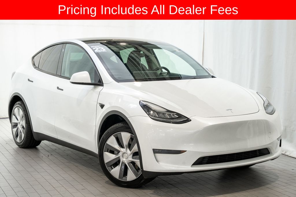 2023 Tesla Model Y Long Range Dual Motor All-Wheel Drive's photo