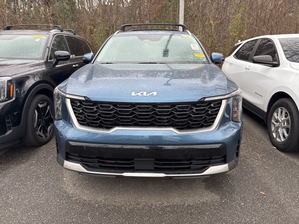 Certified 2025 Kia Sorento Hybrid EX SUV