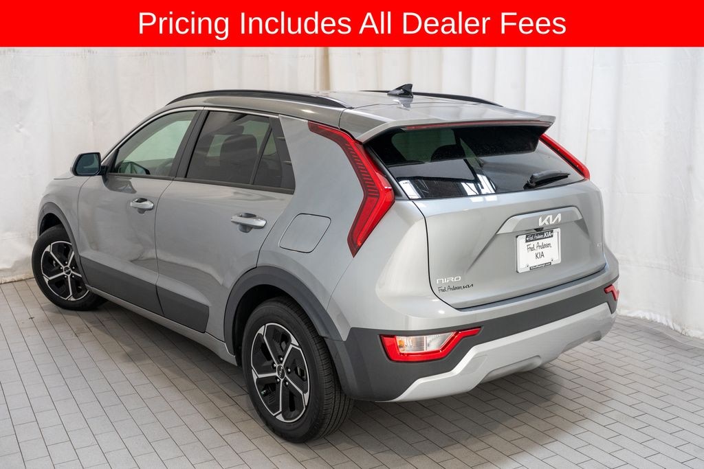 Used 2023 Kia Niro LX SUV