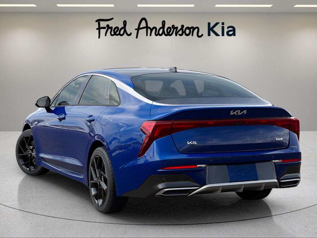 2026 Kia K5 GT-Line photo 4