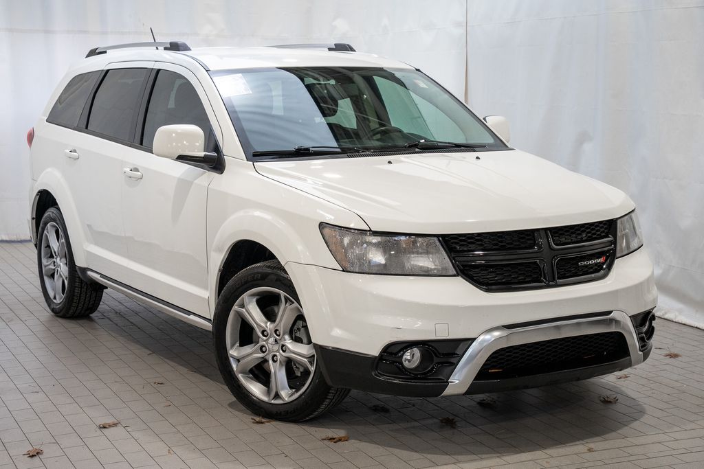 2017 Dodge Journey Crossroad's photo