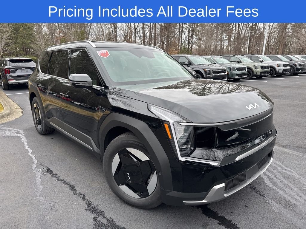 New 2026 Kia EV9 Wind SUV