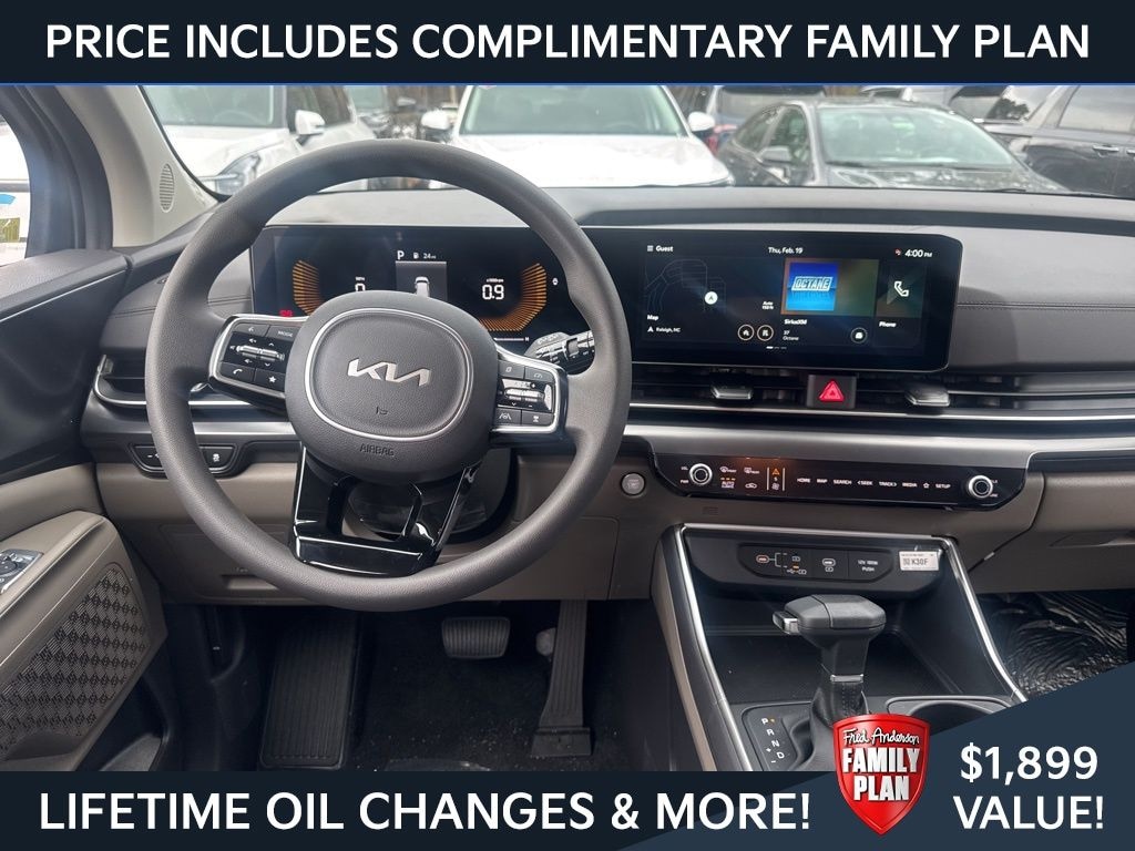 New 2026 Kia Carnival LX Van Passenger Van