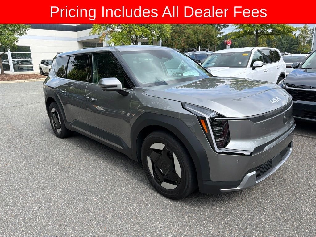Used 2024 Kia EV9 Light Long Range SUV