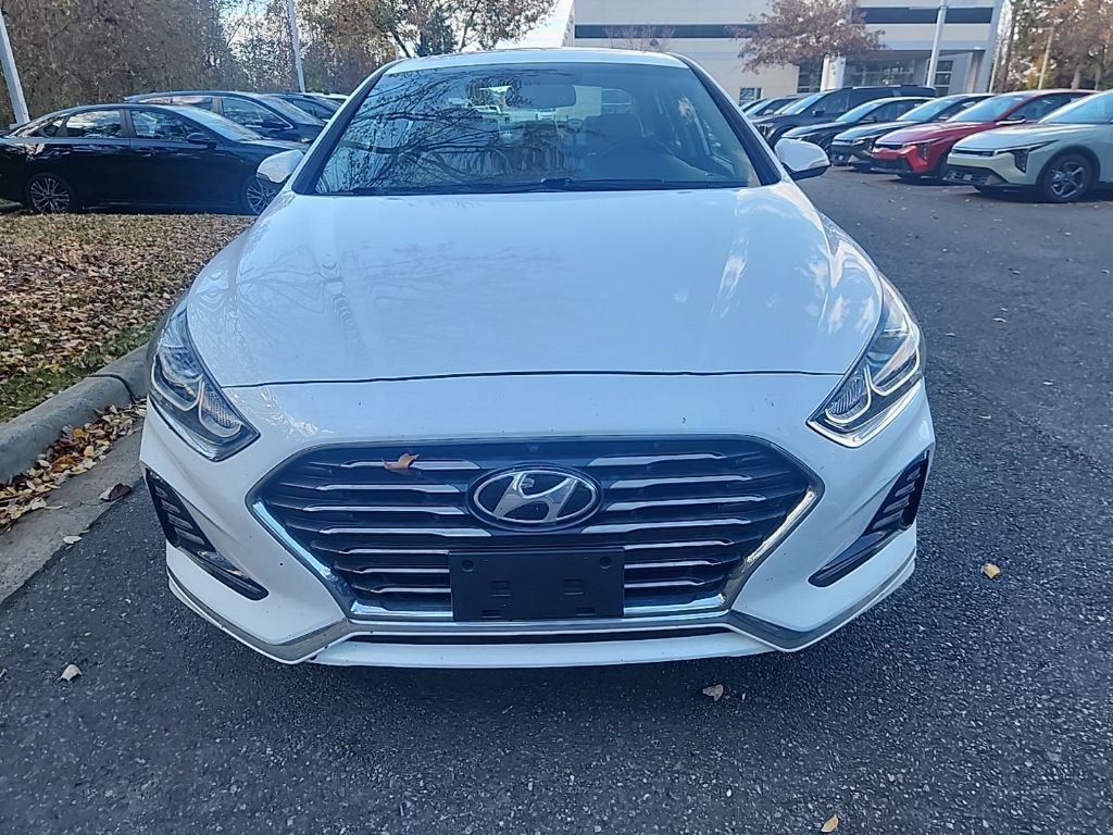 2018 Hyundai Sonata Limited photo 2