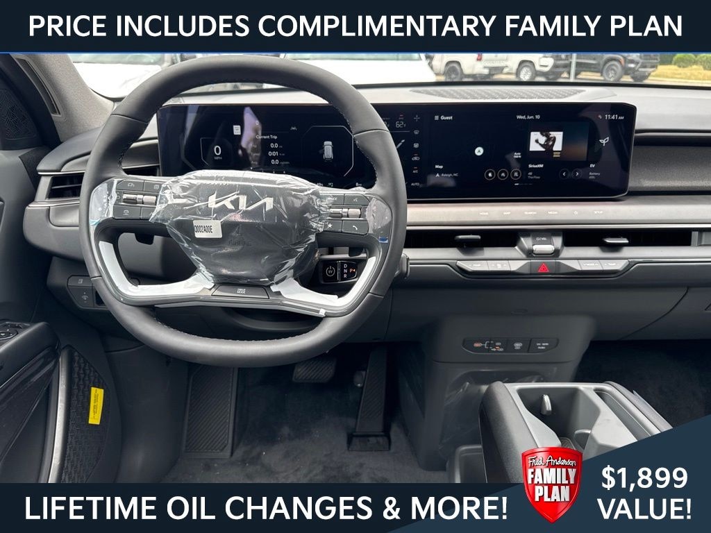 New 2026 Kia EV9 Light Long Range SUV