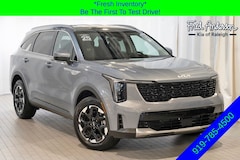 2025 Kia Sorento S SUV