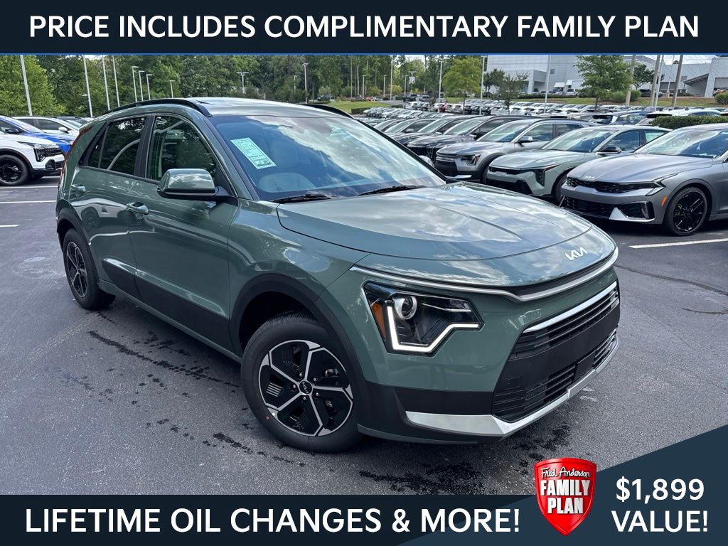 2026 Kia Niro EX HEV's photo