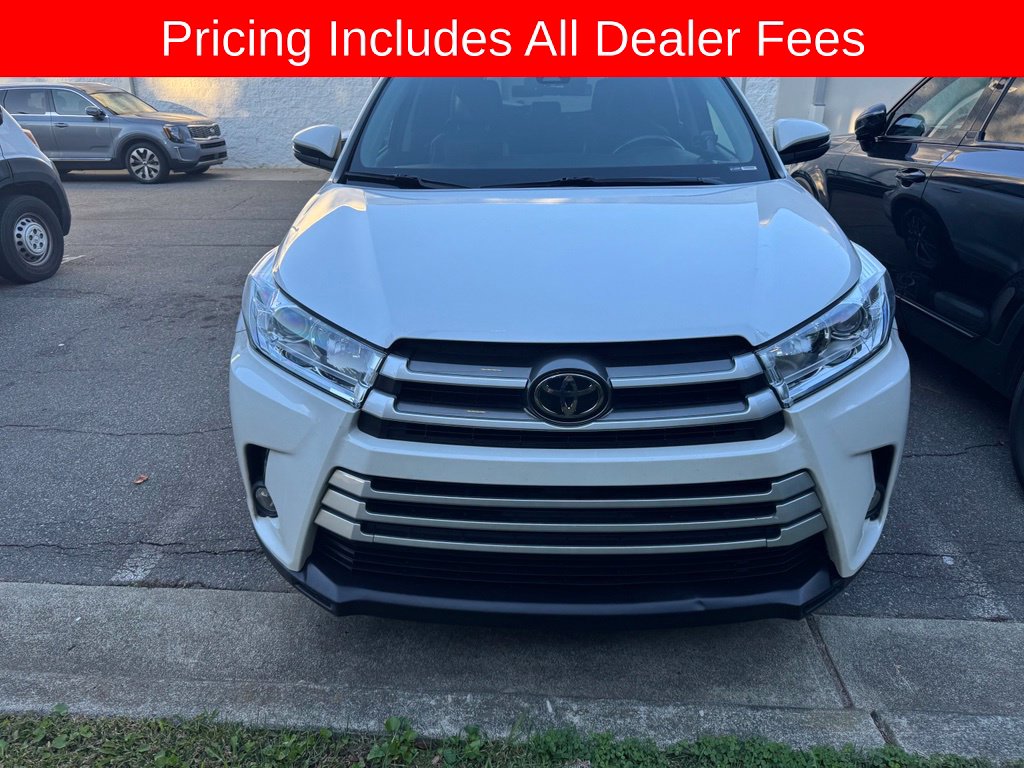 Used 2017 Toyota Highlander XLE SUV