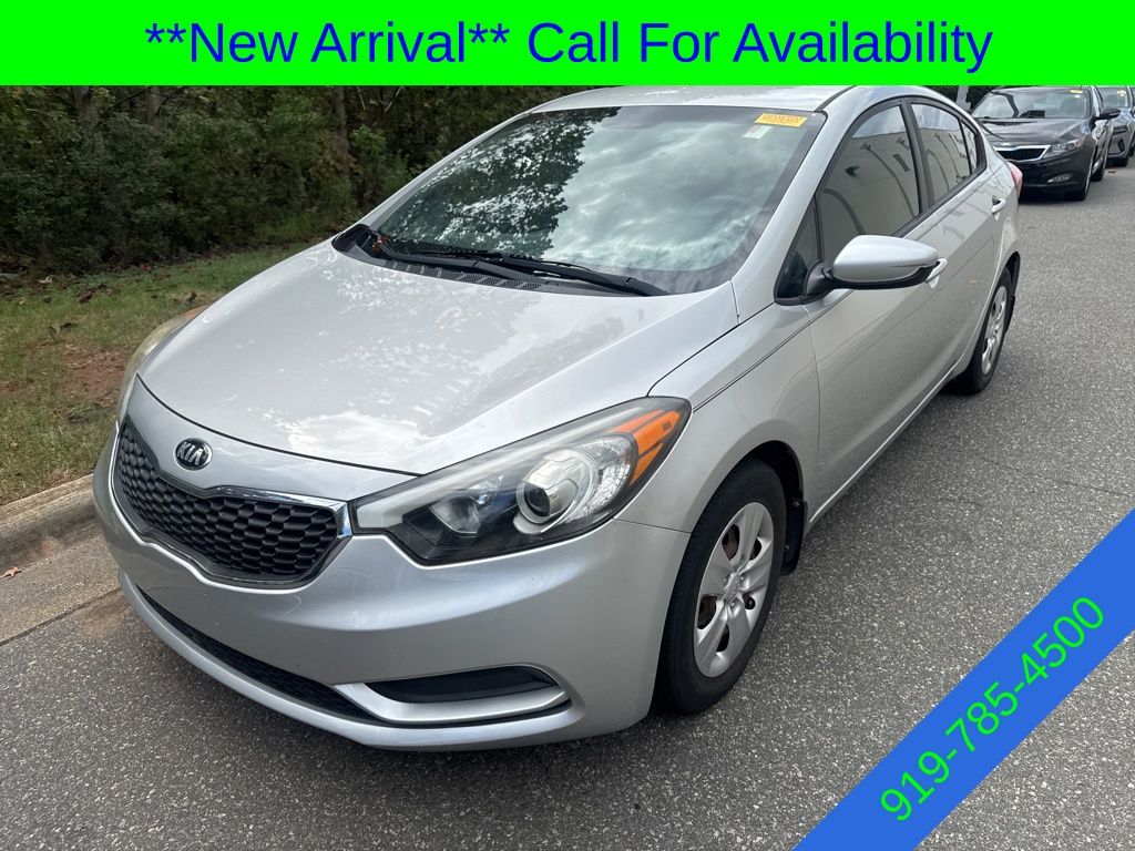 2015 Kia Forte LX photo 3