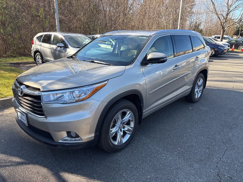 Used 2015 Toyota Highlander Limited SUV