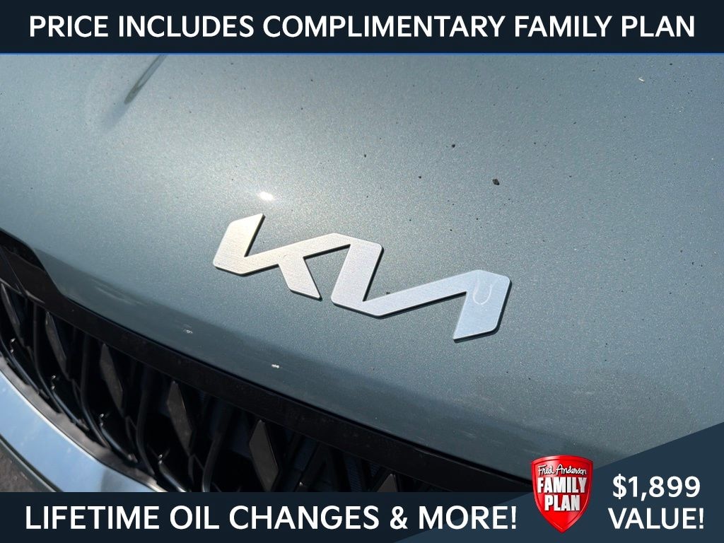 New 2027 Kia Carnival EX Van Passenger Van