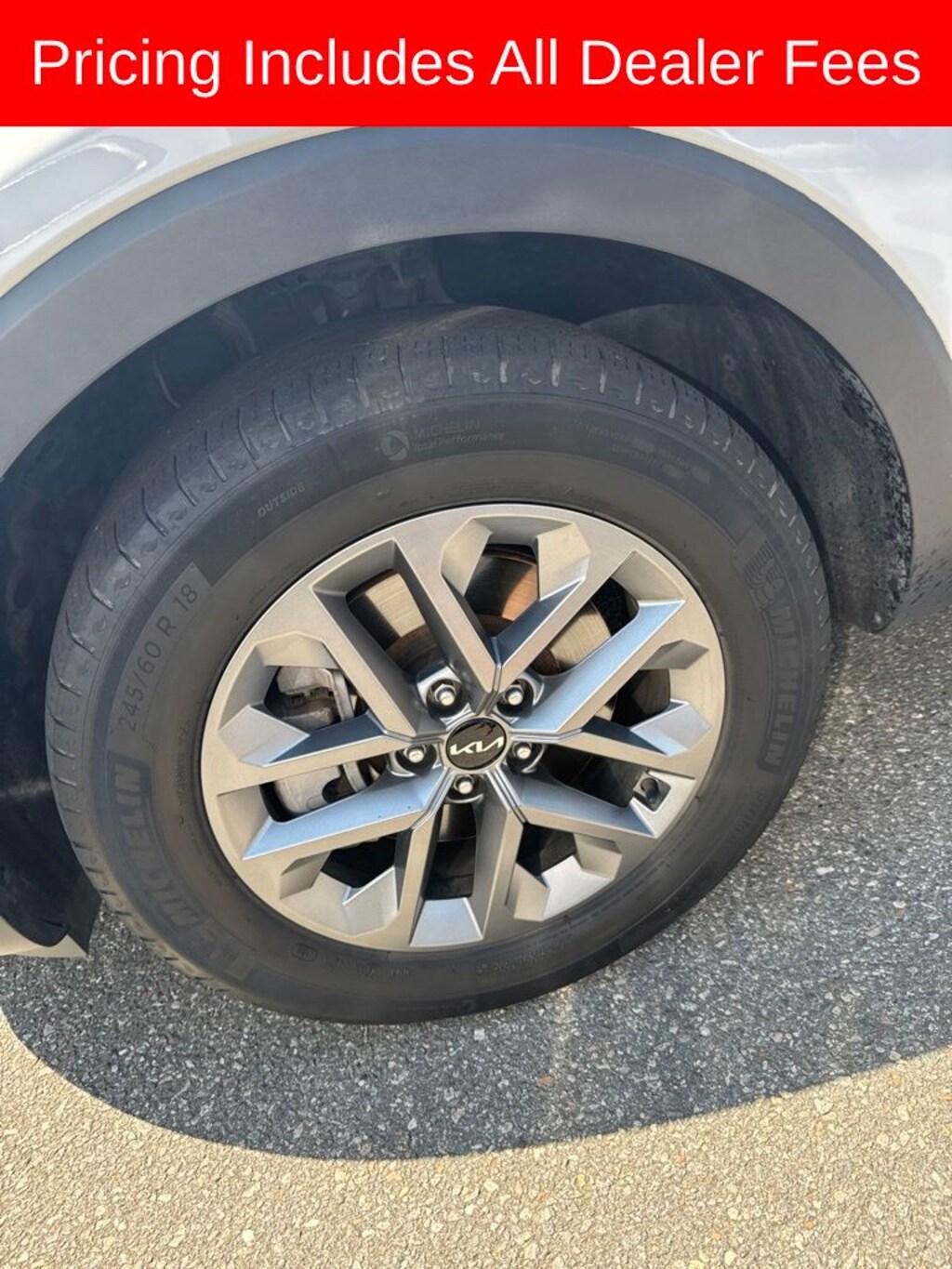 Used 2023 Kia Telluride LX SUV