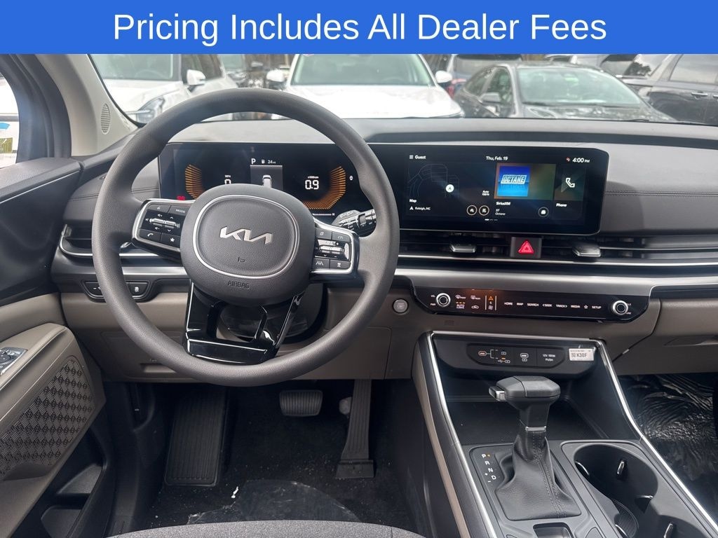 New 2026 Kia Carnival LX Van Passenger Van